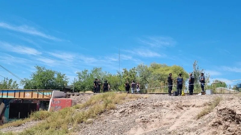 Cinco lesiones de arma blanca y antecedentes penales: lo que se sabe del hombre asesinado en Guaymallén Cinco lesiones de arma blanca y antecedentes penales: lo que se sabe del hombre asesinado en Guaymallén