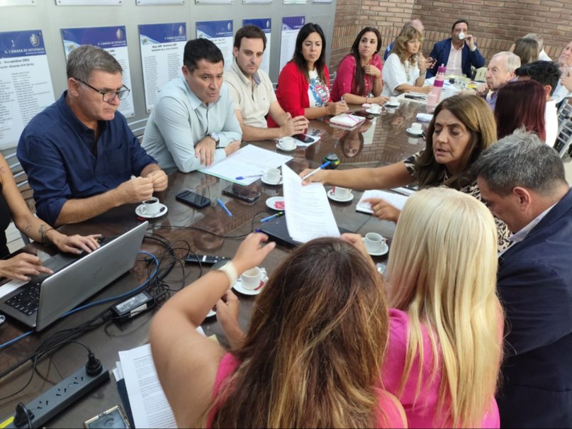 Avanza en Legislatura el proyecto para la Transformación digital de Mendoza Avanza en Legislatura el proyecto para la Transformación digital de Mendoza
