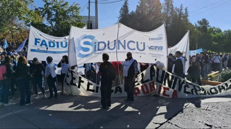 Paro docente en la UNCuyo: continúa el malestar por el aumento que ofrecieron desde Nación 