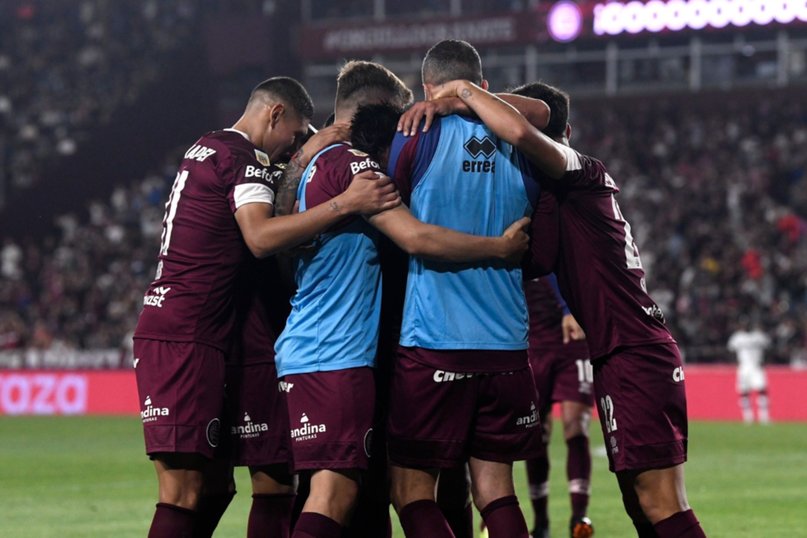 Cayó ante Lanús y Gago sigue sin ganar desde que asumió