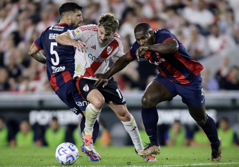 River empató 1 a 1 con San Lorenzo y dejó escapar la chance de sellar su clasificación a la Libertadores